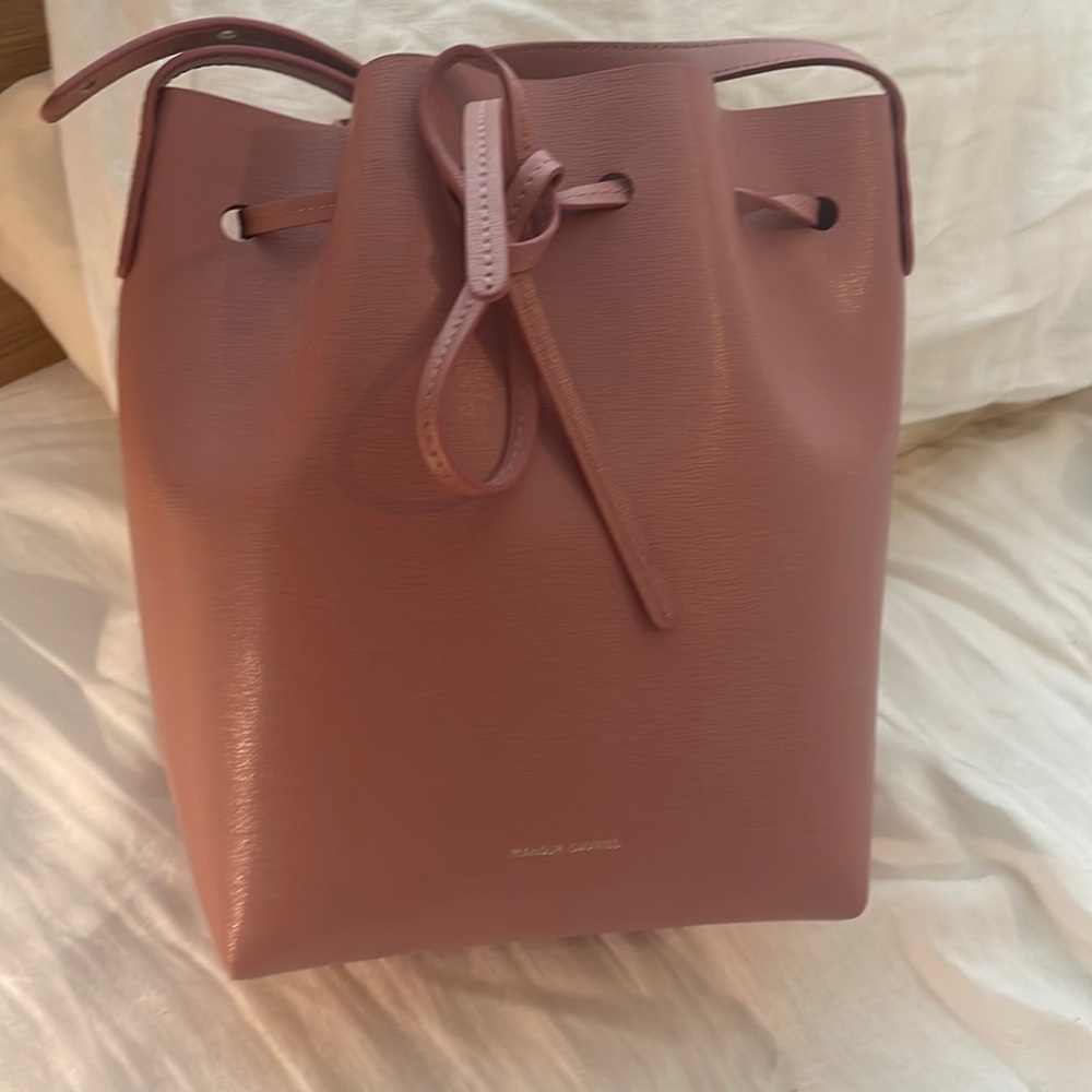 Blush Mansur Gavriel bucket bag